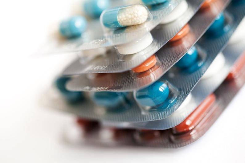La traduzione scientifica nella distribuzione dei farmaci La traduzione scientifica nella distribuzione dei farmaci