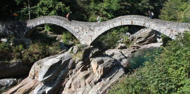 Canton du Tessin et Lombardie: différences