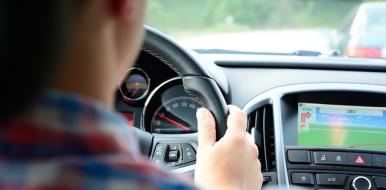 Traductions pour les systèmes de navigation : il est particulièrement important d’avoir des consignes claires sur la route